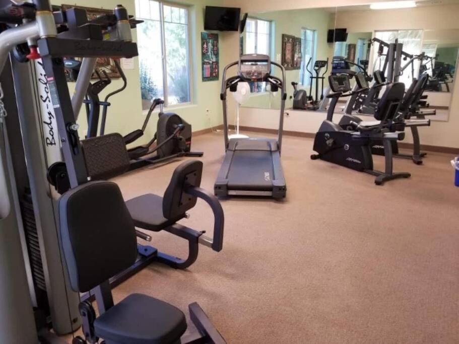 Beautiful Condo At The Springs By Cool Properties Mesquite Exterior photo