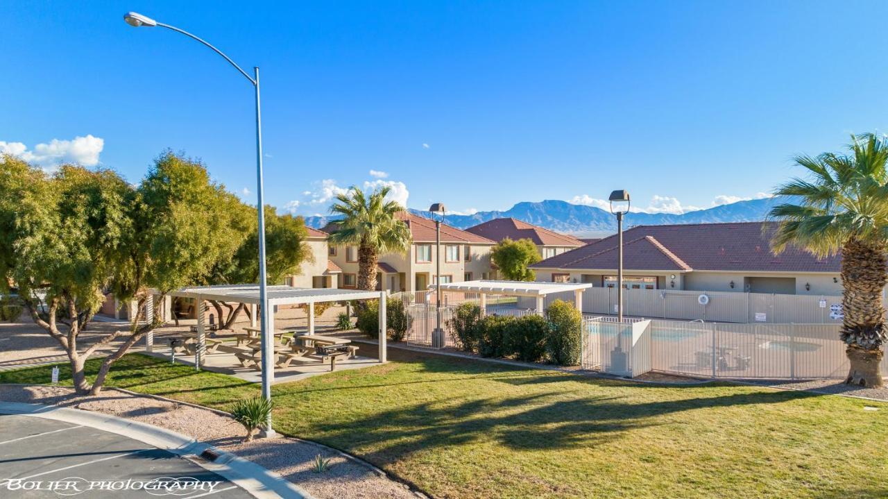 Beautiful Condo At The Springs By Cool Properties Mesquite Exterior photo