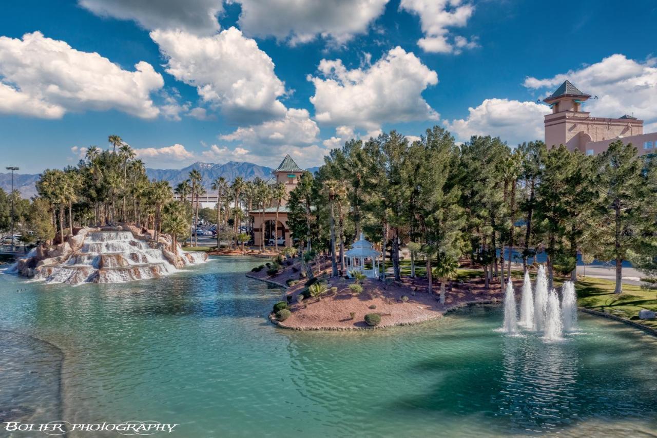 Beautiful Condo At The Springs By Cool Properties Mesquite Exterior photo