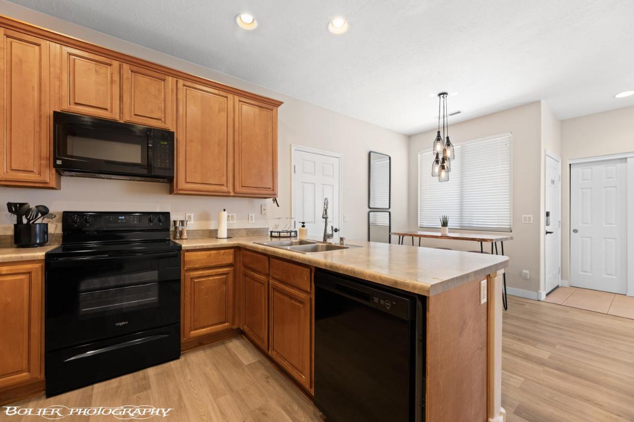 Beautiful Condo At The Springs By Cool Properties Mesquite Exterior photo